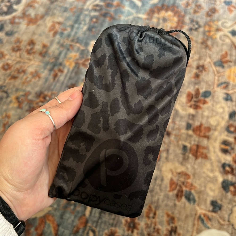 Loopy iPhone 13 Pro Max case